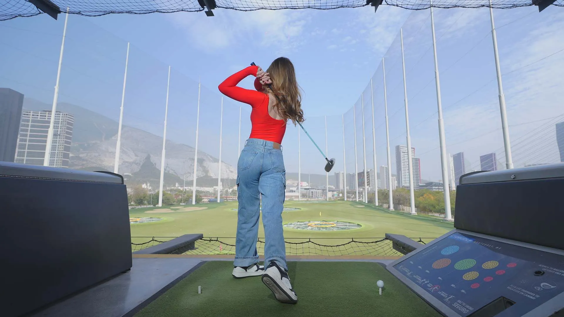 ¿Cuánto cuesta ir a Topgolf Monterrey?