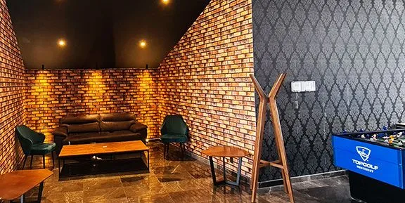 NO NAME BAR 6